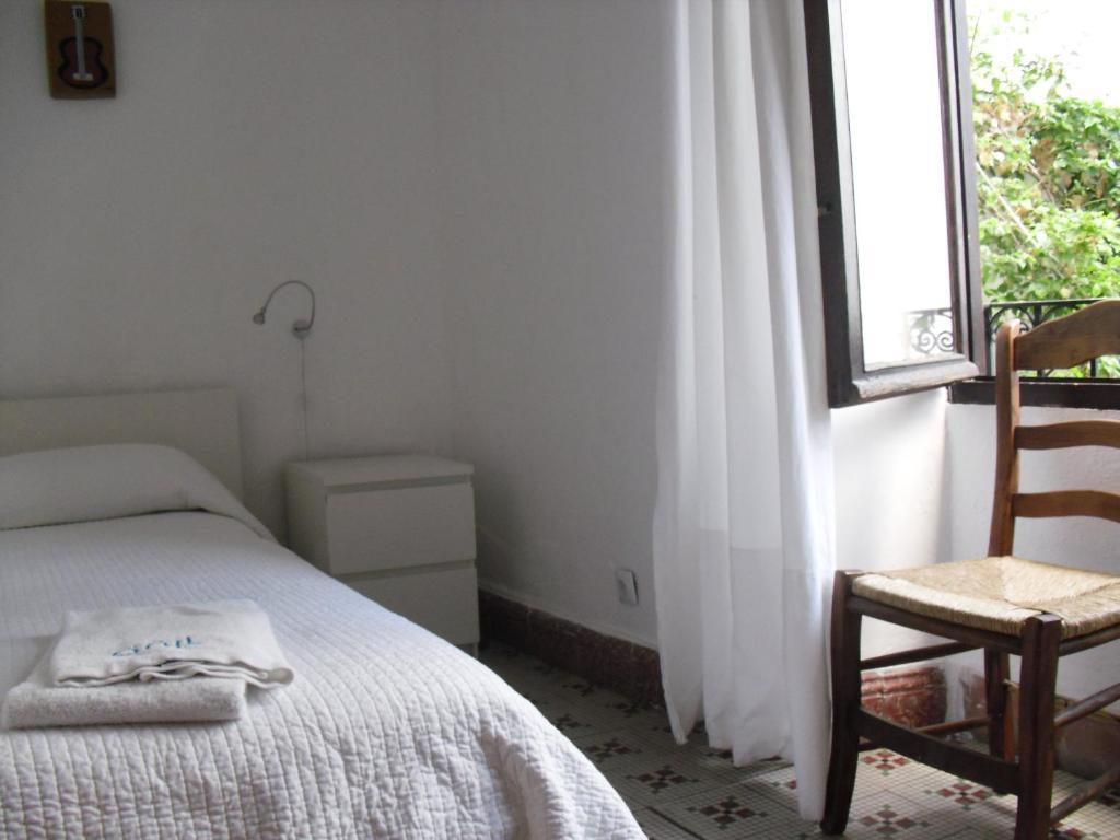 Seneca Hostel Кордоба Стая снимка