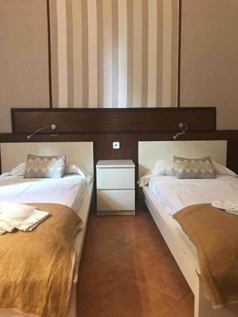 Seneca Hostel Кордоба Екстериор снимка
